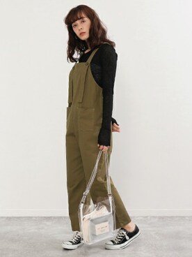 「Factor=（ファクターイコール）のアイテム（バッグ）」を使った、Factor= modelさん（レディース・160cm）の春コーディネート