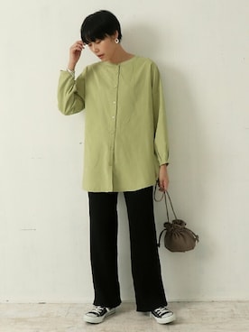 「Factor=（ファクターイコール）のアイテム（トップス）」を使った、Factor= modelさん（レディース・162cm）の秋コーディネート