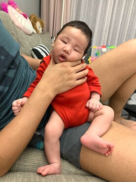 「アイテム（ロンパース、レッド系）」を使った、CYCさん（キッズ・70cm）の秋コーディネート