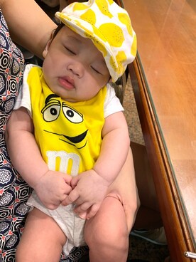 「M&M（エムアンドエム）のアイテム」を使った、CYCさん（キッズ・70cm）の秋コーディネート