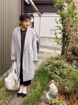 「白黒」｜「アイテム（ハンチング/ベレー帽）」を使った、こっちさん（レディース・155cm）の春コーディネート