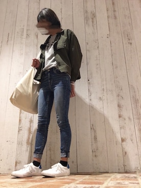 「ニコアンド」｜「アイテム（ミリタリージャケット）」を使った、mayuさん（レディース・163cm）の秋コーディネート