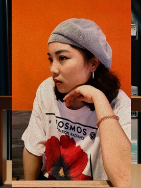 「通勤穿搭」｜「アイテム（ハンチング/ベレー帽）」を使った、Emily さん（レディース・162cm）の夏コーディネート