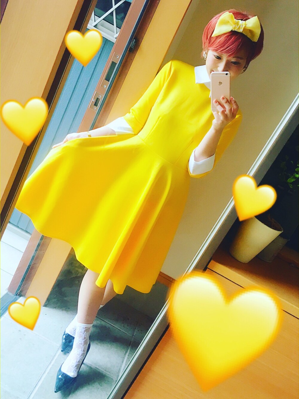 「結婚式二次会スタイル、結婚式 ワンピース、結婚式、恋ダンス、イエロー、ワンピース、春コーデ、ヘアバンド、ヘアアレンジ、ヘアアクセ」｜「恋恥ダンスのアイテム（ドレス、イエロー系）」を使った、824さん（レディース・158cm）の春コーディネートの1枚目の写真