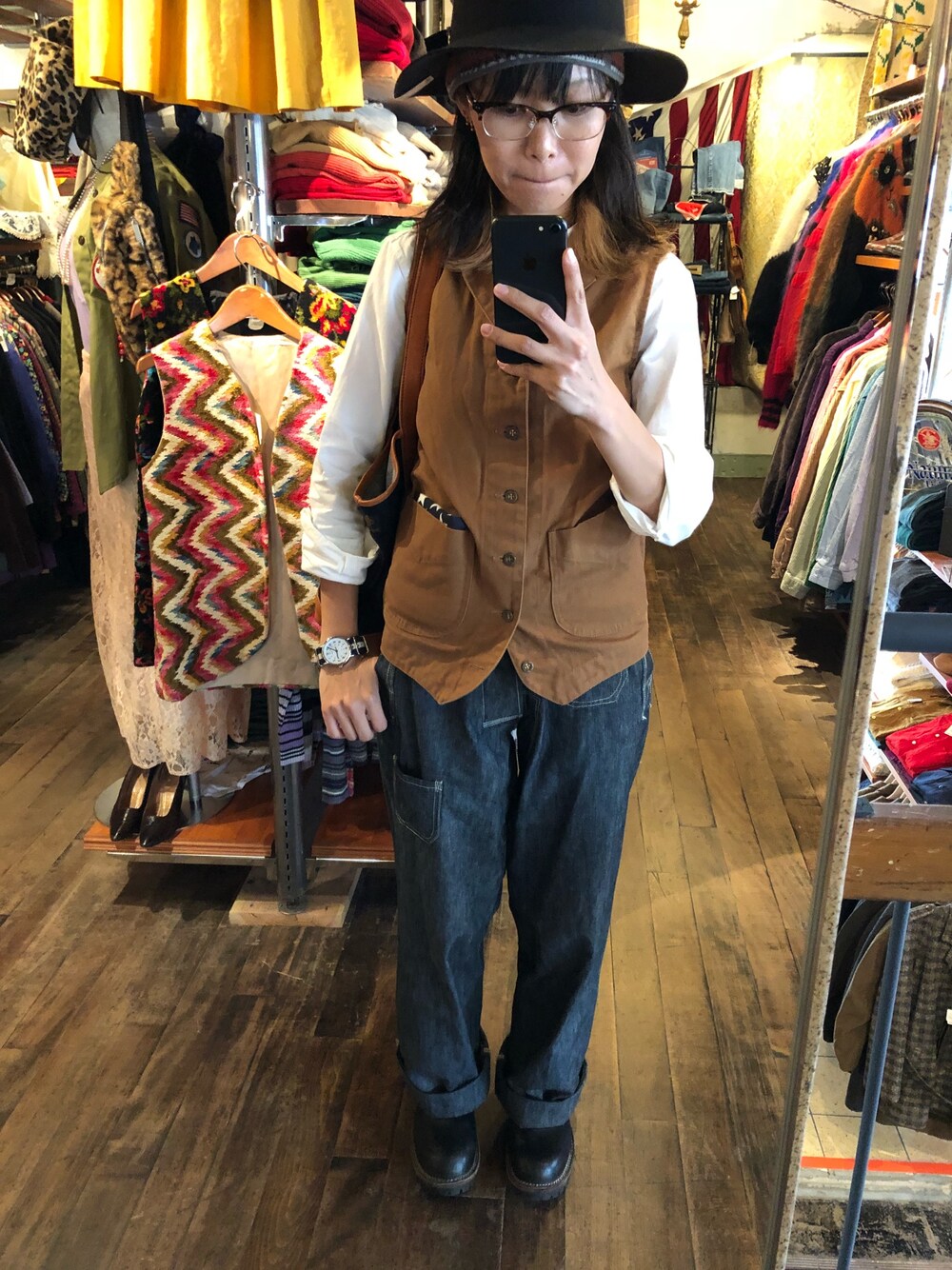 「アメカジ、アメカジ女子部、アメカジスタイル、アメカジ女子、アメカジコーデ」｜「THE H.W. DOG & CO. のアイテム（ハット、ブラック系）」を使った、AyamiyakEさん（レディース・158cm）の冬コーディネートの1枚目の写真