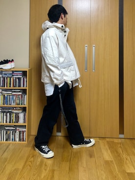 「アイテム（マウンテンパーカー、ホワイト系）」を使った、taka(相互フォロー)さん（メンズ・170cm）の秋コーディネート
