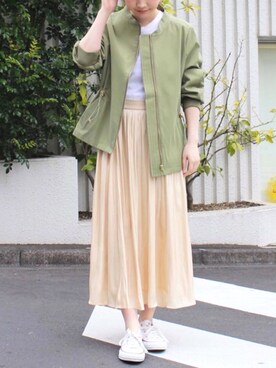 fujiさんの「割繊シャイニーサテンギャザースカート【大きいサイズ対応】」を使ったコーディネート
