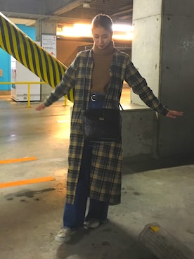 「アイテム（シャツワンピース）」を使った、折目真穂さん（レディース・157cm・20代）の冬コーディネート