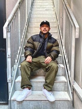 「XLARGE（エクストララージ）のアイテム（ダウンジャケット/コート）」を使った、多久通仁さん（メンズ・175cm）の冬コーディネート