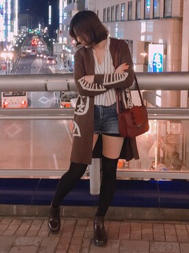 「FOREVER 21（フォーエバー トゥエンティーワン）のアイテム（デニムパンツ、ブルー系）」を使った、言心さん（レディース・165cm）の春コーディネート