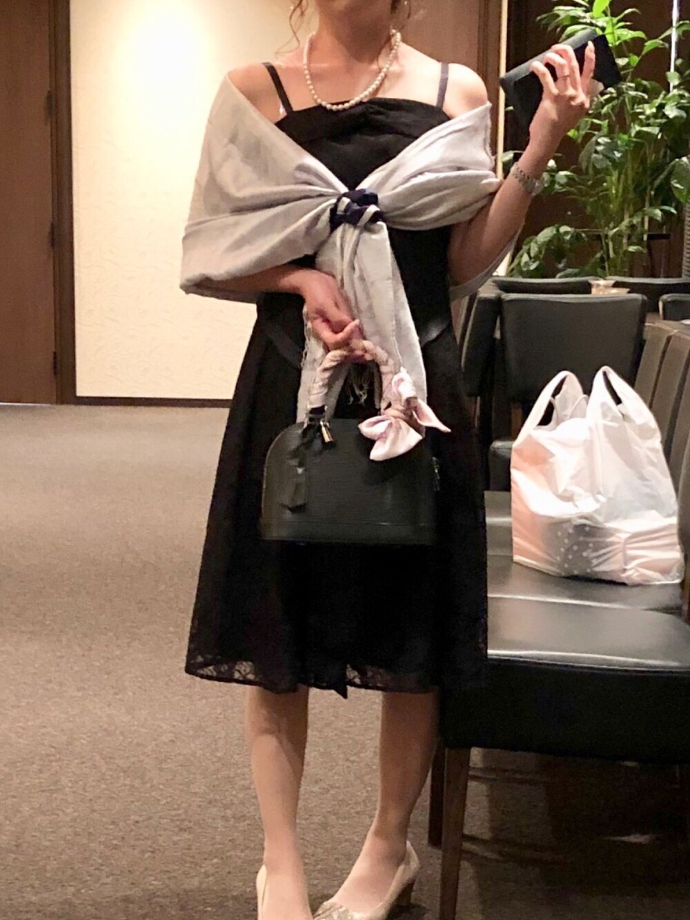 「結婚式、披露宴」｜「LOUIS VUITTONのアイテム（ファッション雑貨、ピンク系）」を使った、RTさん（メンズ・177cm）の夏コーディネートの1枚目の写真