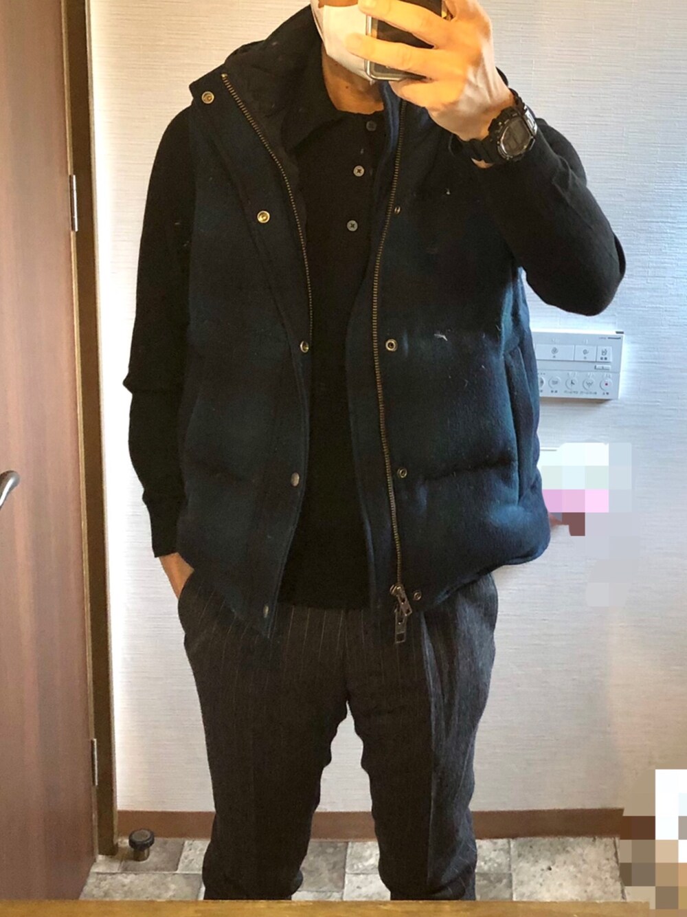 「休日」｜「UNIQLOのアイテム（ニット/セーター、ブラック系）」を使った、RTさん（メンズ・177cm）の冬コーディネートの1枚目の写真
