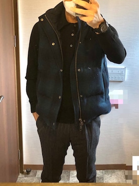 「WOOLRICH（ウールリッチ）のアイテム（ダウンベスト）」を使った、RTさん（メンズ・177cm）の冬コーディネート