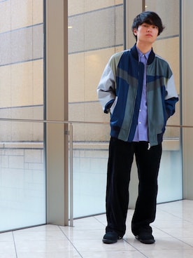 「ITTY BITTY（イッティービッティー）のアイテム（トップス）」を使った、ryotaさん（メンズ・160cm）の秋コーディネート
