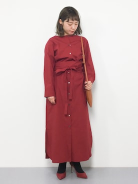 「レッド」｜「アイテム（シャツワンピース）」を使った、annaさん（レディース・155cm）の冬コーディネート