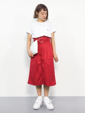 「メゾン キツネ(MAISON KITSUNE)」｜「アイテム（スカート）」を使った、annaさん（レディース・155cm）の春コーディネート