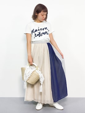 「メゾン キツネ(MAISON KITSUNE)」｜「アイテム（スカート）」を使った、annaさん（レディース・155cm）の春コーディネート