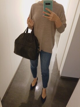 「GIVENCHY（ジバンシイ）のアイテム（ハンドバッグ）」を使った、ゆうゆさん（レディース・165cm）の冬コーディネート