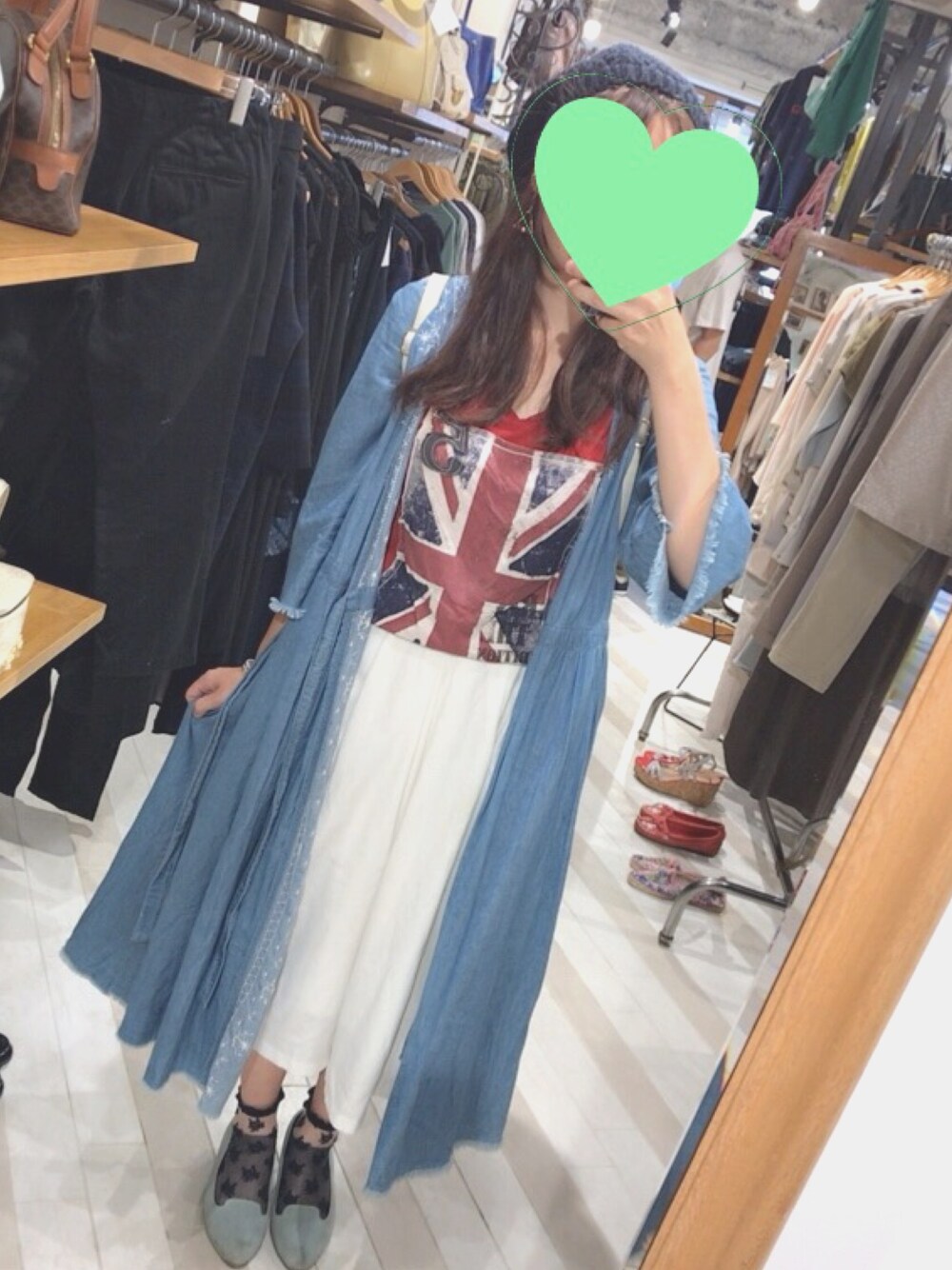 「タケオキクチ(TAKEO KIKUCHI)、夏、ももちゃん、コーデ、休日コーデ、WEGO、SPINNS」｜「SPINNSのTRタックワイドパンツ（その他パンツ、ホワイト系）」を使った、きぃすけさん（レディース・159cm）の夏コーディネートの1枚目の写真