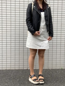 「サロペットスカート」｜「アイテム（ライダースジャケット）」を使った、きぃすけさん（レディース・159cm）の春コーディネート