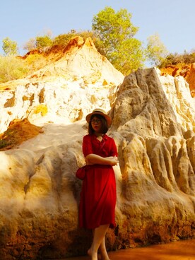 「アイテム（ボストンバッグ、レッド系）」を使った、xiaochou_fishさん（レディース・158cm）の春コーディネート