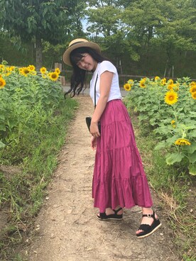 「earth music&ecology（アースミュージックアンドエコロジー）のアイテム（スカート、ピンク系）」を使った、ましゅまろさん（レディース・156cm）の秋コーディネート