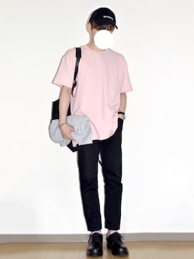 「JW Anderson（ジェイダブリューアンダーソン）のアイテム（バッグ）」を使った、橋本さん（メンズ・174cm）の春コーディネート