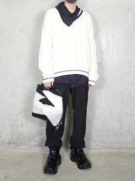 「LANVIN（ランバン）のアイテム（トップス）」を使った、橋本さん（メンズ・173cm）の秋コーディネート