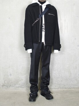 「HELMUT LANG（ヘルムートラング）のアイテム（トップス）」を使った、橋本さん（メンズ・173cm）の秋コーディネート