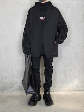 「HELMUT LANG（ヘルムートラング）のアイテム（パンツ）」を使った、橋本さん（メンズ・173cm）の冬コーディネート