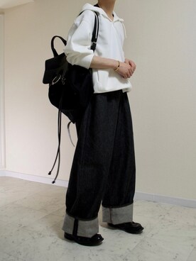 「JW Anderson（ジェイダブリューアンダーソン）のアイテム（バッグ）」を使った、橋本さん（メンズ・174cm）の春コーディネート