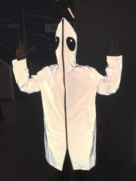 「アイテム（ナイロンジャケット、シルバー系）」を使った、Maki Kobayashiさん（レディース・159cm）の春コーディネート