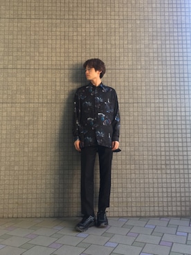 「フラワープリント」｜「アイテム（スラックス）」を使った、Ryoさん（メンズ・173cm）の春コーディネート