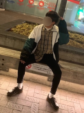 「白ソックス」｜「アイテム（ナイロンジャケット）」を使った、すおさん（メンズ・179cm）の冬コーディネート