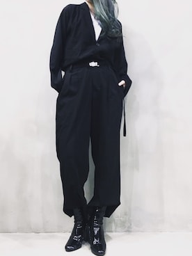 「MUZE（ミューズ）のアイテム（つなぎ/オールインワン）」を使った、H>FRACTAL OSAKAさん（レディース・170cm）の春コーディネート
