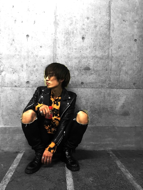 MiLLioN＄ORchesTRAのライダースジャケットを使った人気ファッション