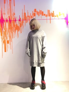 「PARADOX（パラドックス）のアイテム（スウェット）」を使った、H>FRACTAL OSAKAさん（レディース・152cm）の冬コーディネート
