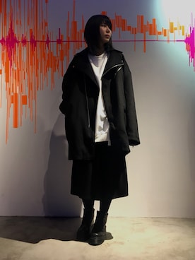 「PARADOX（パラドックス）のアイテム（その他アウター）」を使った、H>FRACTAL OSAKAさん（レディース・169cm）の冬コーディネート