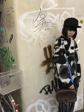 「MUZE（ミューズ）のアイテム（パンツ）」を使った、H>FRACTAL OSAKAさん（レディース・162cm）の冬コーディネート
