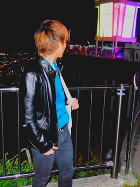「Confirm（コンファーム）のアイテム（ライダースジャケット）」を使った、hirokiさん（メンズ・168cm）の春コーディネート