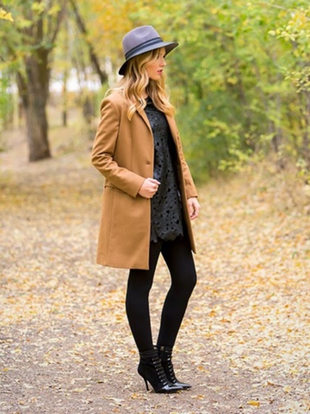 「coat、dress、leather、Nordstrom、ZARA」｜Sheridan Gregoryさん（レディース）の秋コーディネートの1枚目の写真
