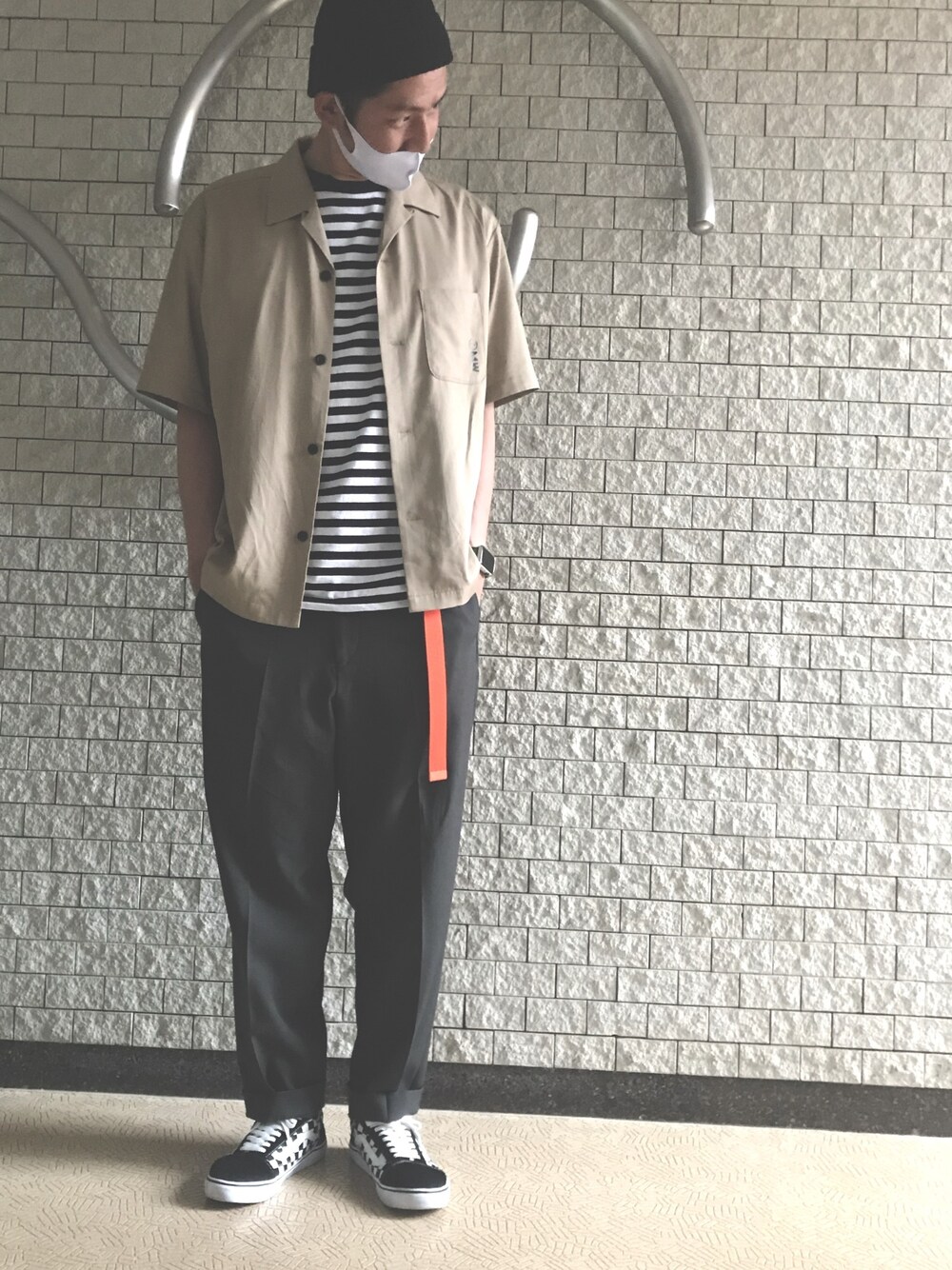 「UNIQLO、ユニクロ、SOPHNET.、GU、シュプリーム、supreme、ジーユー」｜「SOPHNET.のアイテム（シャツ/ブラウス、ベージュ系）」を使った、zooyaaaaahさん（メンズ・183cm）の夏コーディネートの1枚目の写真