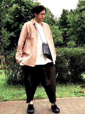 「my beautiful landlet（マイビューティフルランドレット）のアイテム（バッグ）」を使った、Yusuke  Watanabeさん（メンズ・170cm）の夏コーディネート
