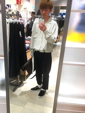 「MACKINTOSH PHILOSOPHY（ﾏｯｷﾝﾄｯｼｭ ﾌｨﾛｿﾌｨｰ）のアイテム（スリッポン）」を使った、ゆーきさん（メンズ・165cm）の春コーディネート