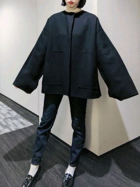 「白ニット」｜「アイテム（ノーカラーコート）」を使った、uriさん（レディース・168cm）の秋コーディネート