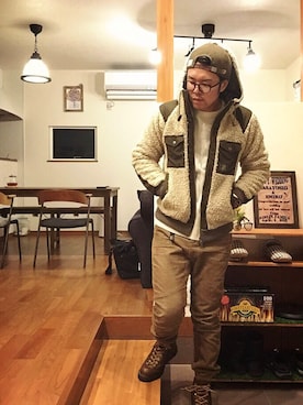 「Johnbull Private labo（ジョンブルプライベートラボ）のアイテム（パーカー）」を使った、Mt.0344さん（メンズ・170cm）の冬コーディネート
