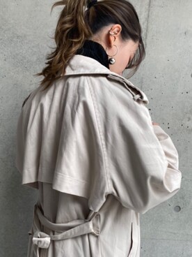 「デザイントップス」｜「アイテム（トレンチコート）」を使った、マリノ さん（レディース・165cm）の秋コーディネート