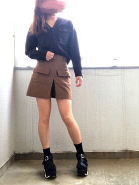「AZUL by moussy（アズールバイマウジー）のアイテム（シャツ/ブラウス、ブラック系）」を使った、こみ | 骨ｽﾄｲｴﾍﾞ秋2nd冬さん（レディース・163cm）の春コーディネート