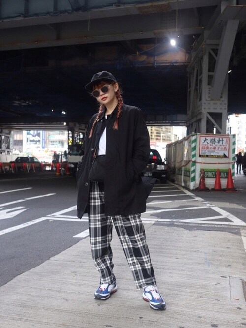 Supreme シュプリーム のトレンチコートを使ったレディース人気ファッションコーディネート Worldarchitecturefestival