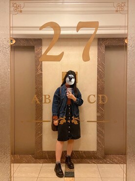 「5（ファイブ）のアイテム（デニムジャケット）」を使った、Ariel WYさん（レディース・164cm）の冬コーディネート